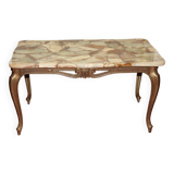 Table basse onyx résiné et laiton