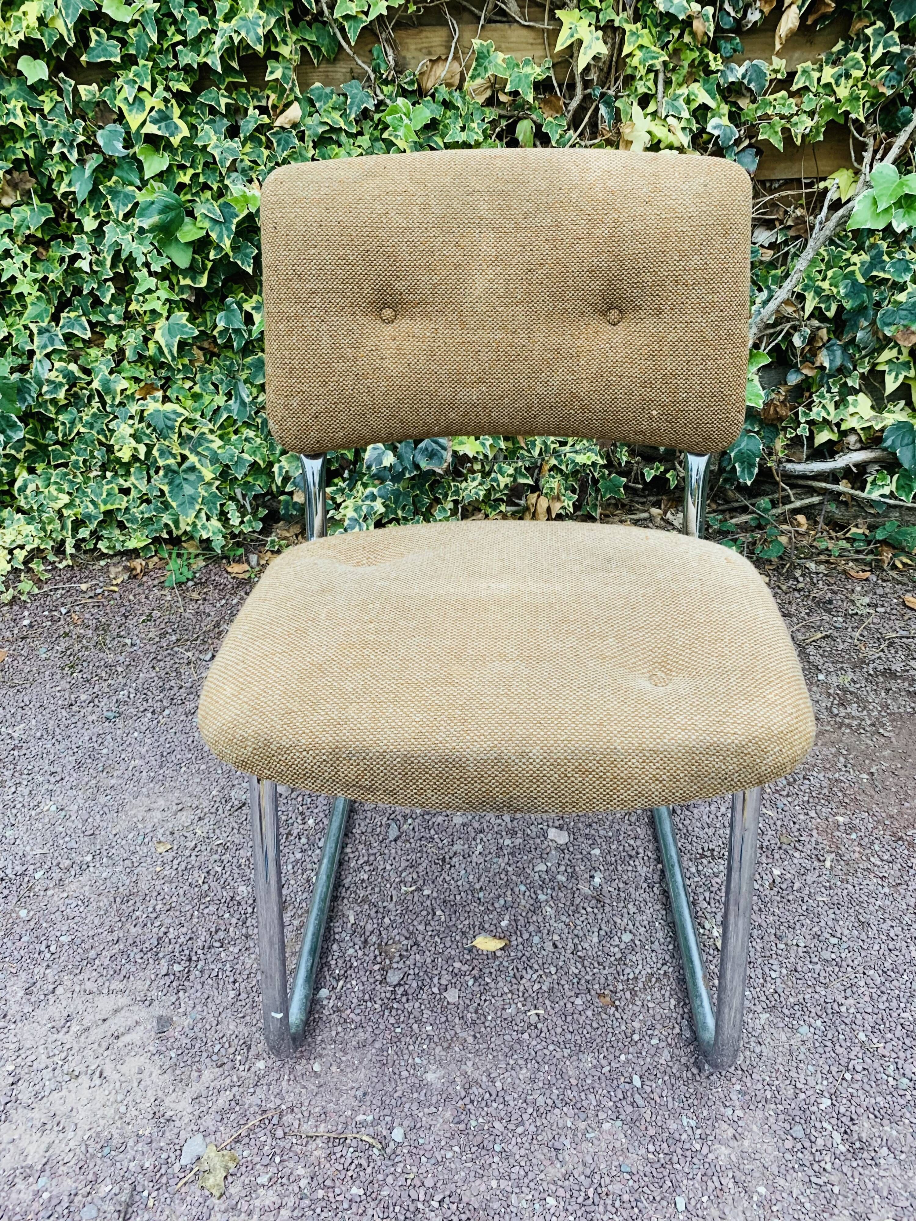 Vintage Strafor Steelcase chair from the 1980s.