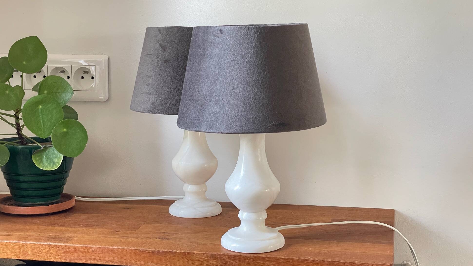 Paire lampes albâtre vintage