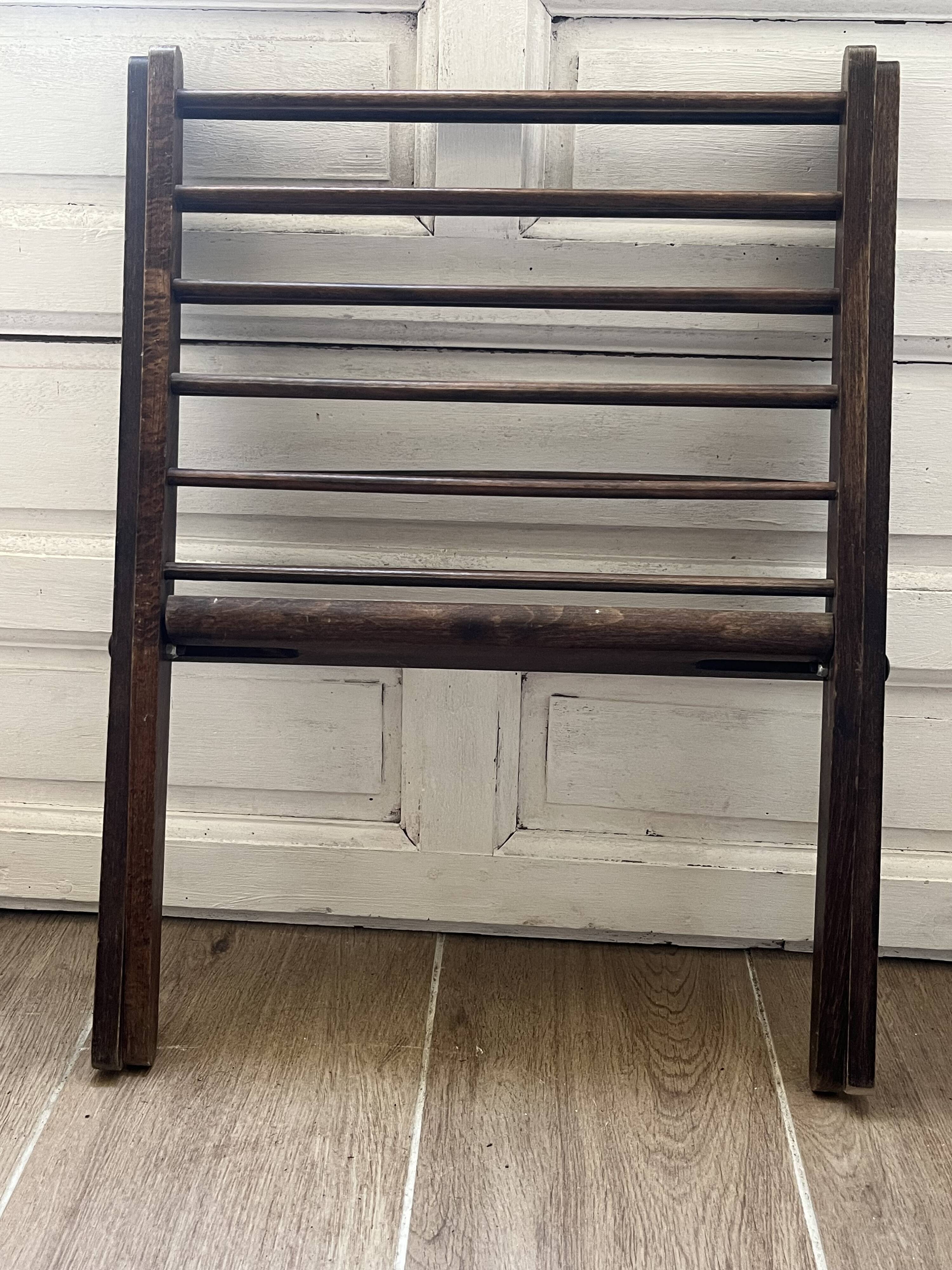 Magazine rack