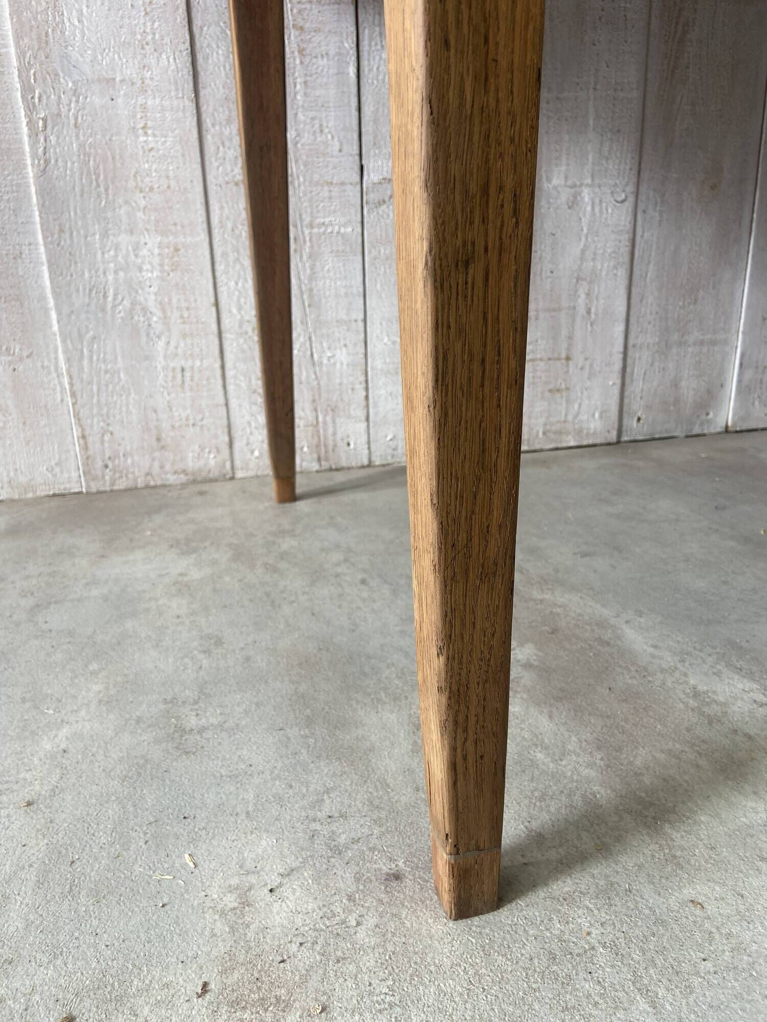 Farm table 129x81cm