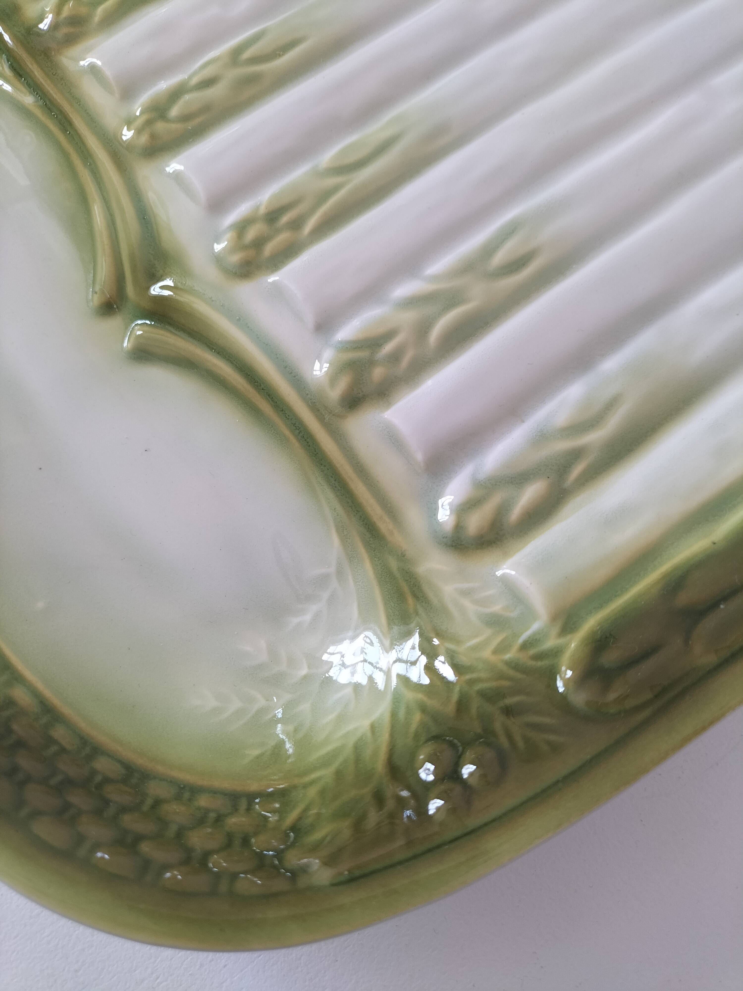 Large asparagus dish – Moulin des Loups Orchies 1950s