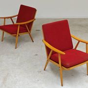 Paire de fauteuils Boomerang  rouge Antonin Suman pour Ton Bystrice Thonet