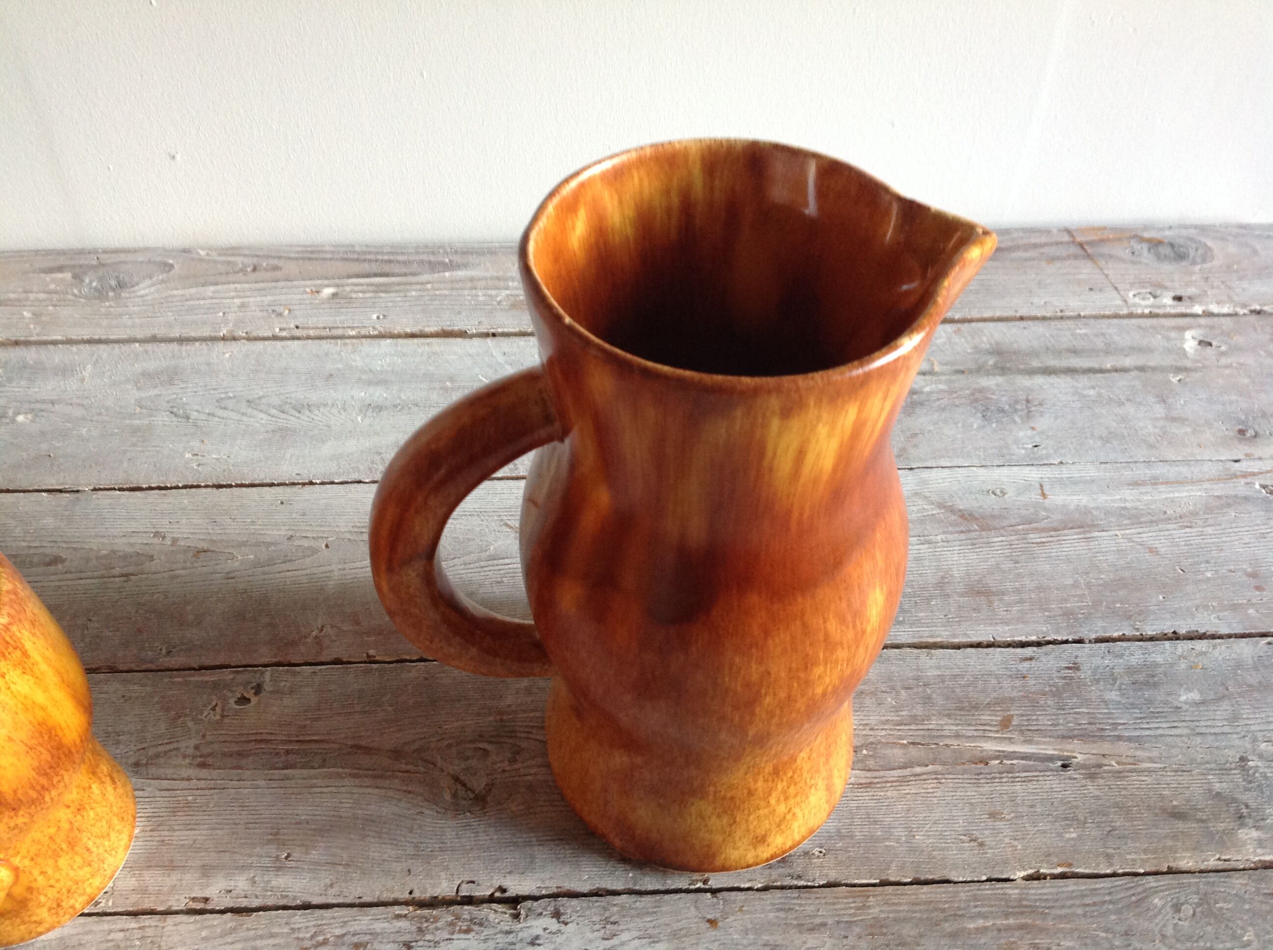 Sandstone coffee service