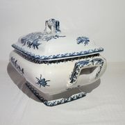 Soup-tureen of the earthenware factory of Pexonne