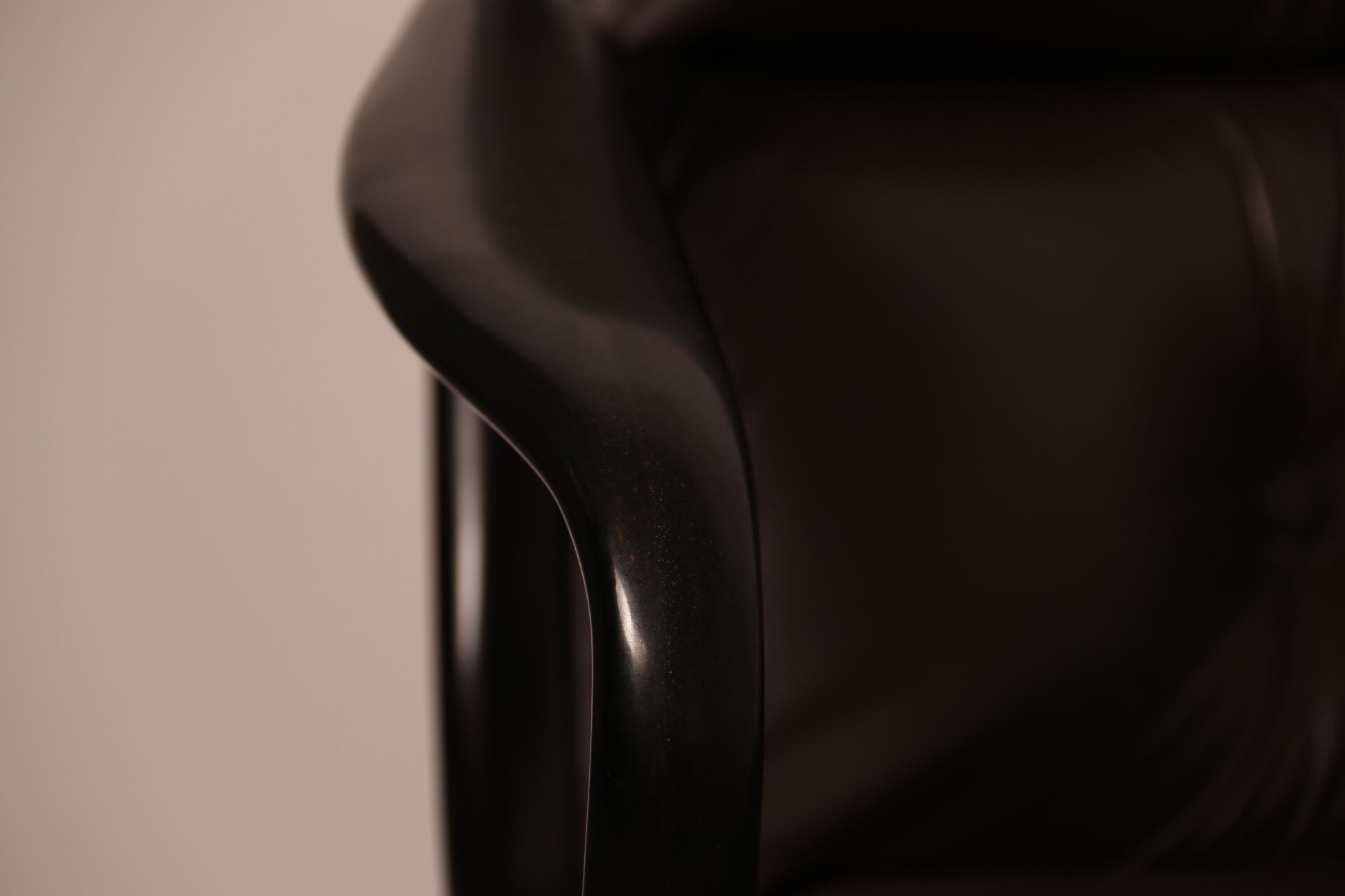 Executive office chair by Charles Pollock for Knoll - US - 1970's