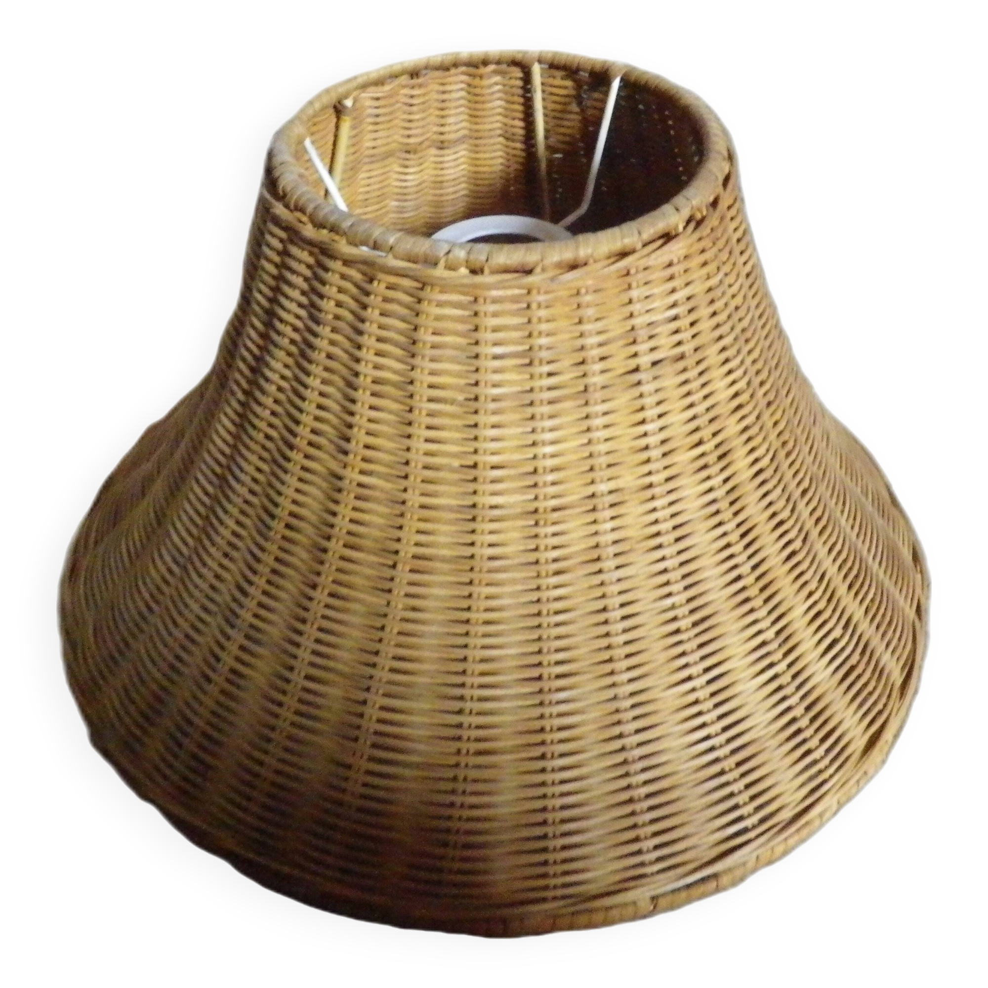 Rattan suspension