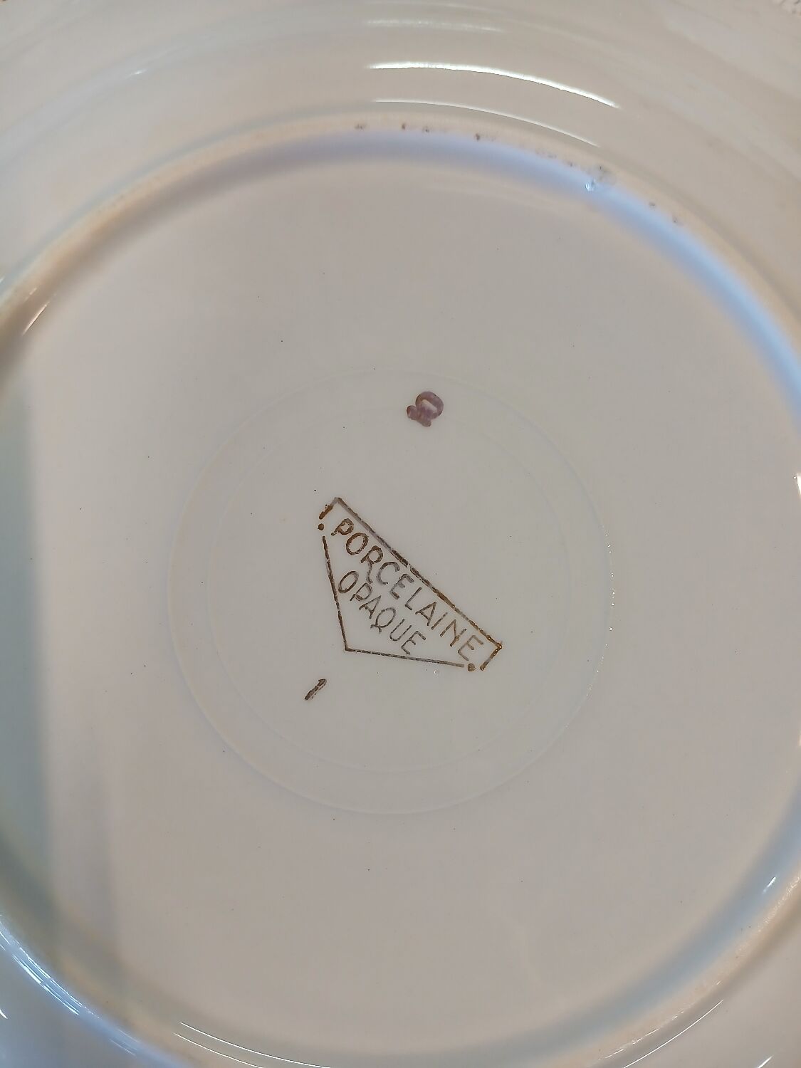 6 mismatched antique dinner plates