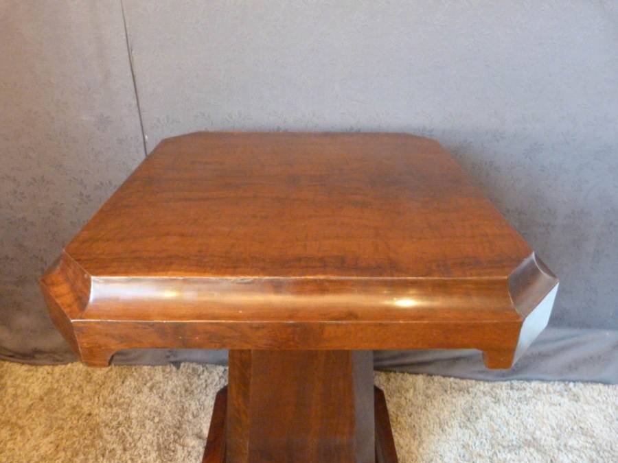 Art Deco table