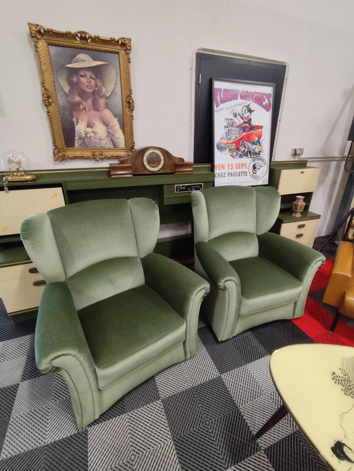 Vintage armchair in light green fabric from the 70s