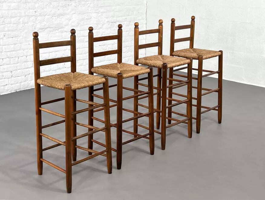 Set of 4 50s bar stools in wood and woven straw seat