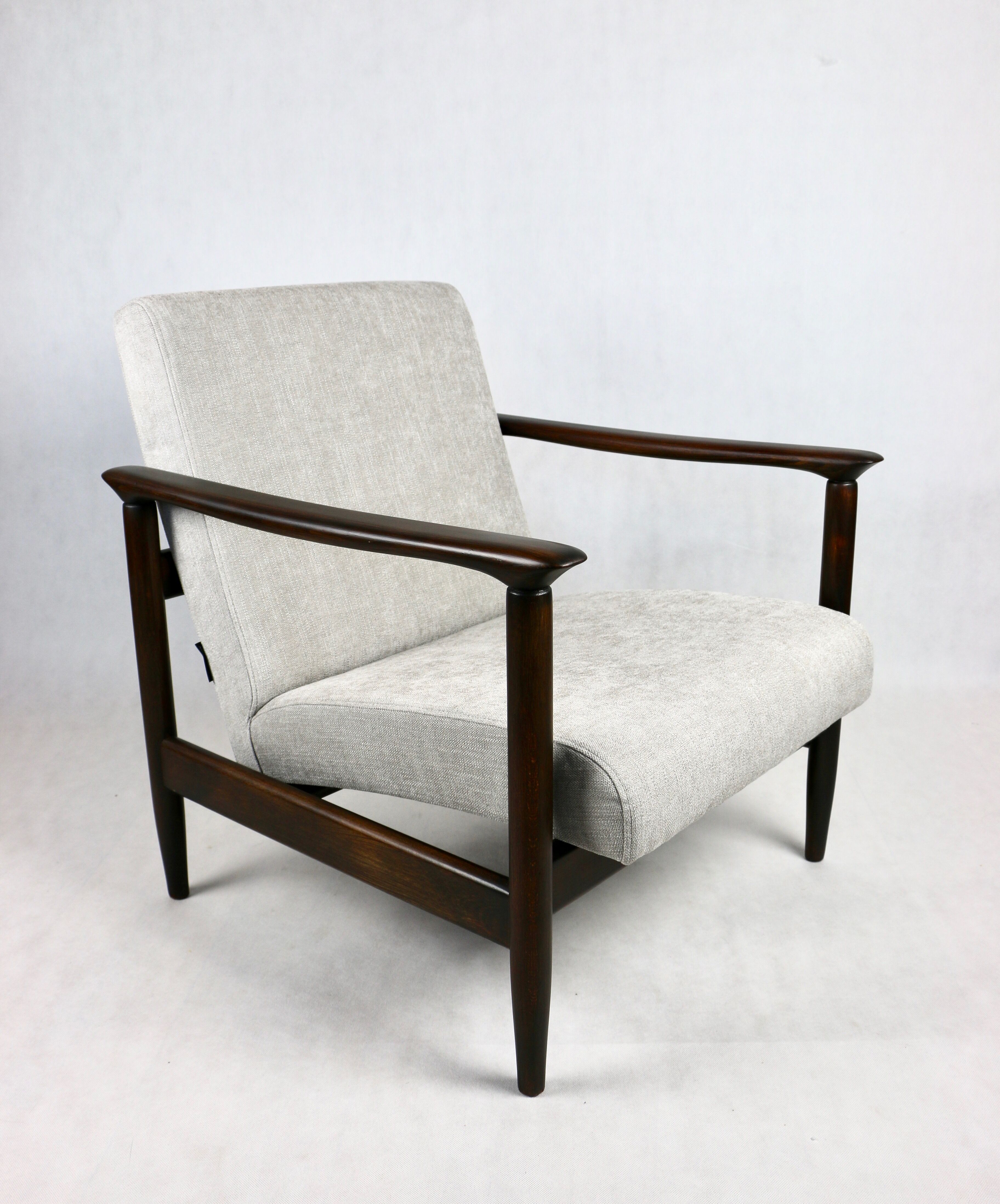Light grey GFM-142 Chair by Edmund Homa, 1970s