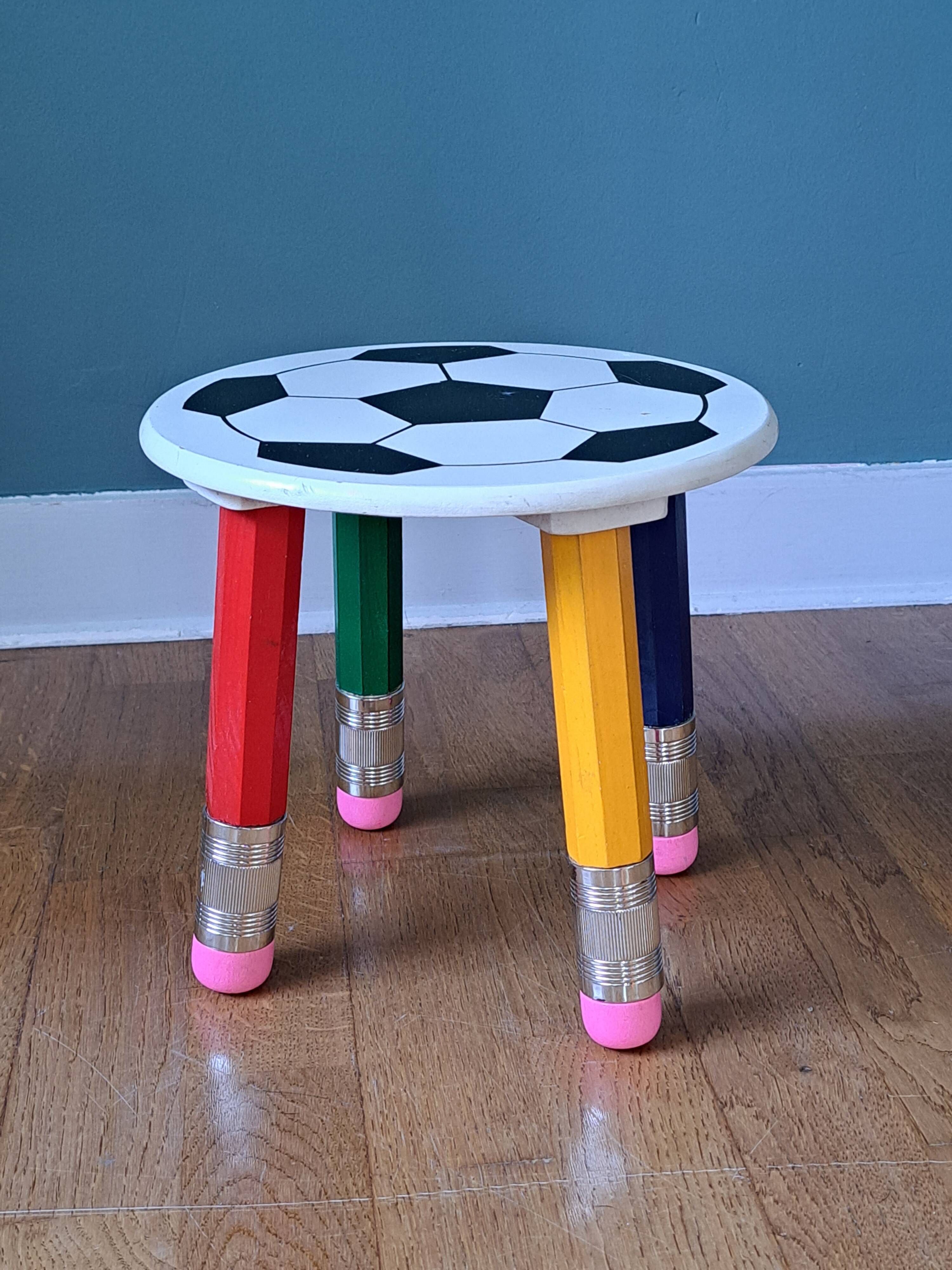Tabouret crayon Pierre Sala