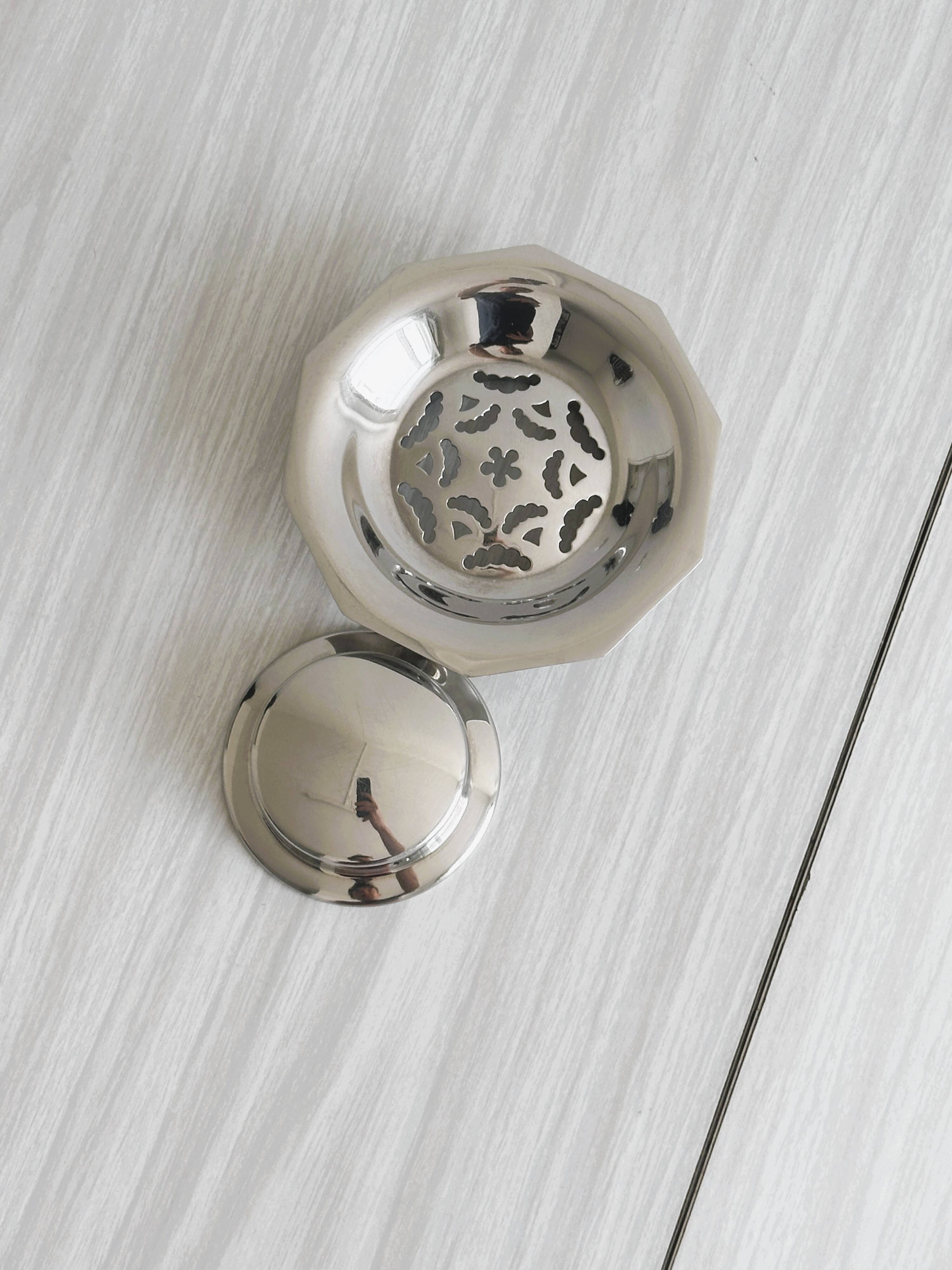 Silver-plated shell butter dish