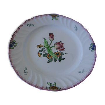 Plat ancien  rond faience  longwy modèle marseille