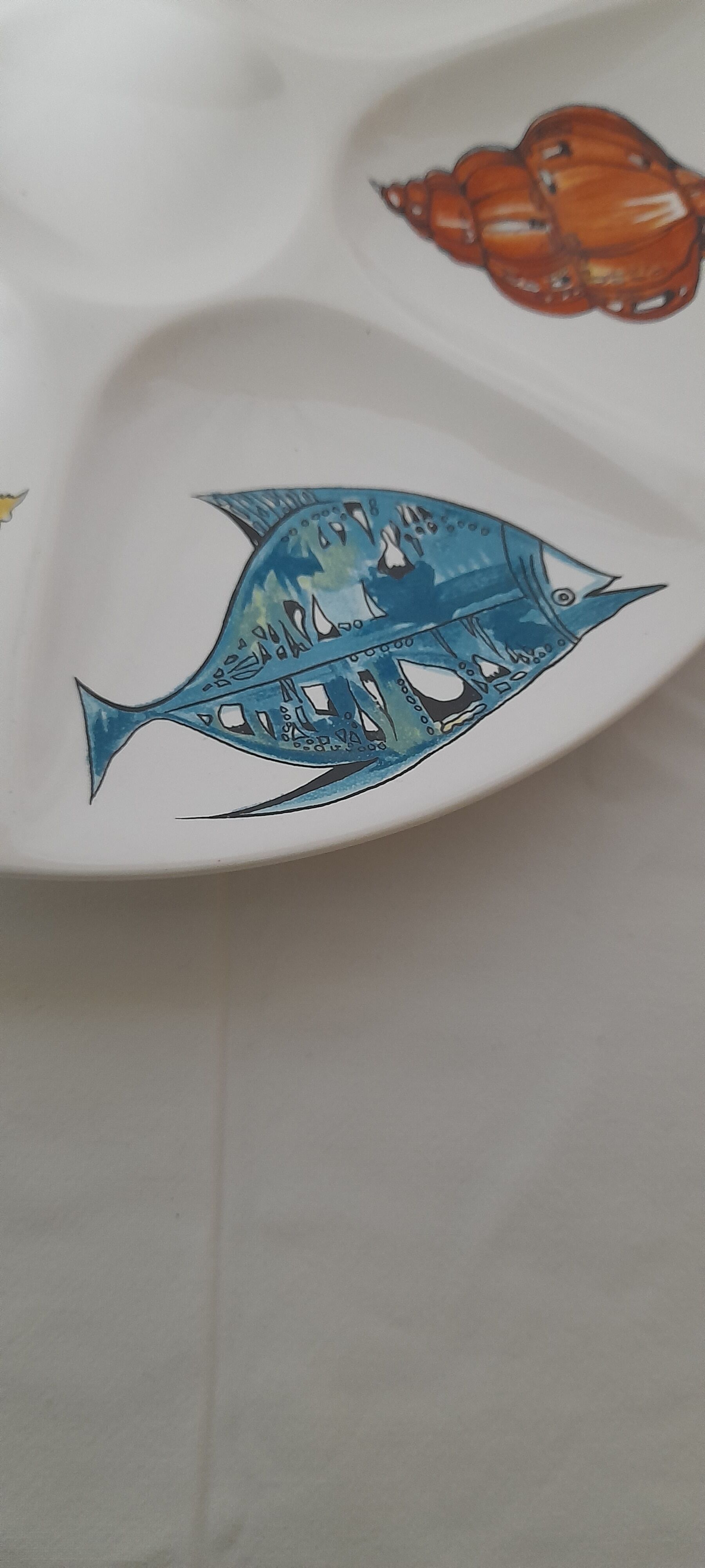 6 Villeroy & Boch diam tiled oyster plates 25,5