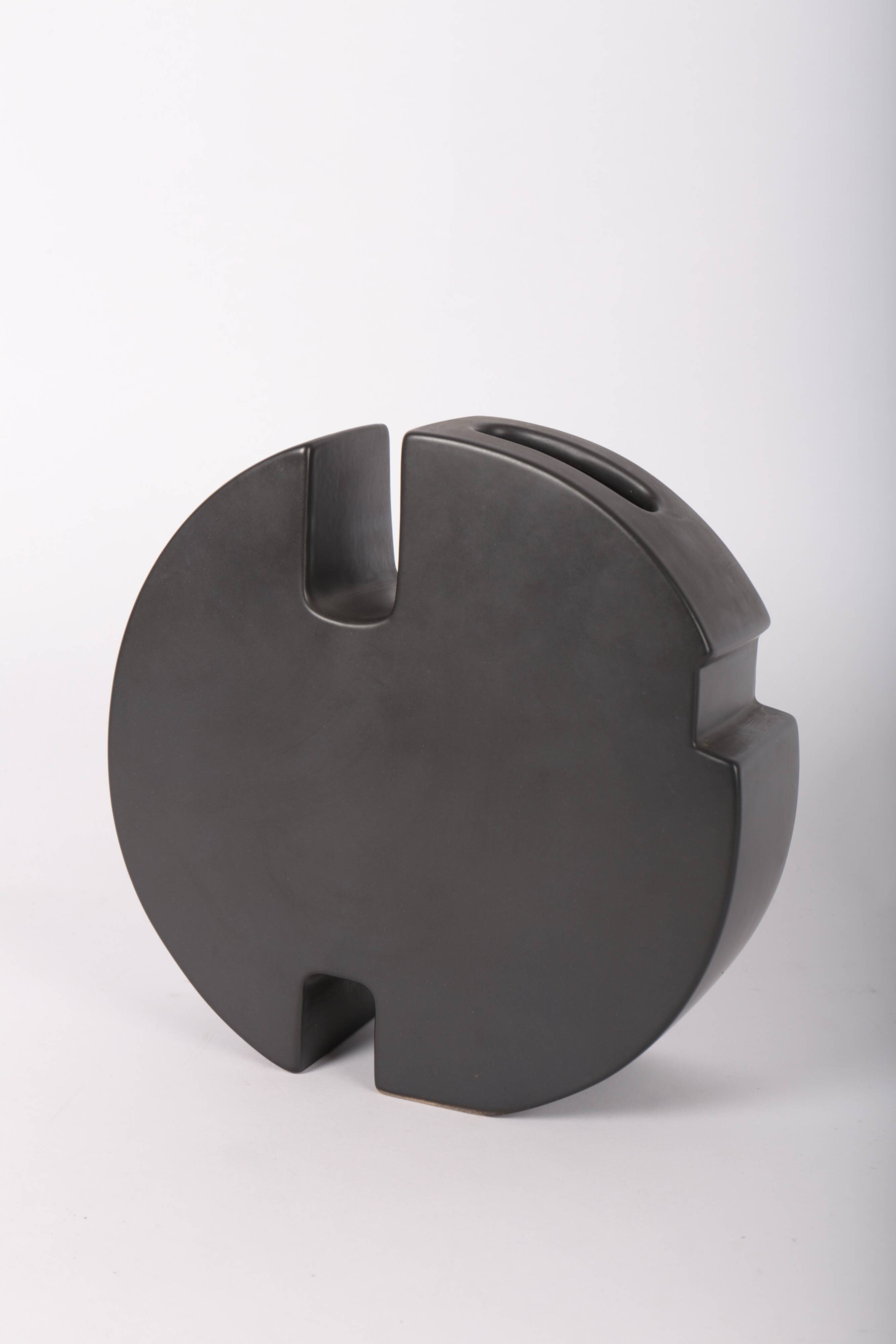 Ceramic vase by Noemi Faber, Atelier d'Enfer