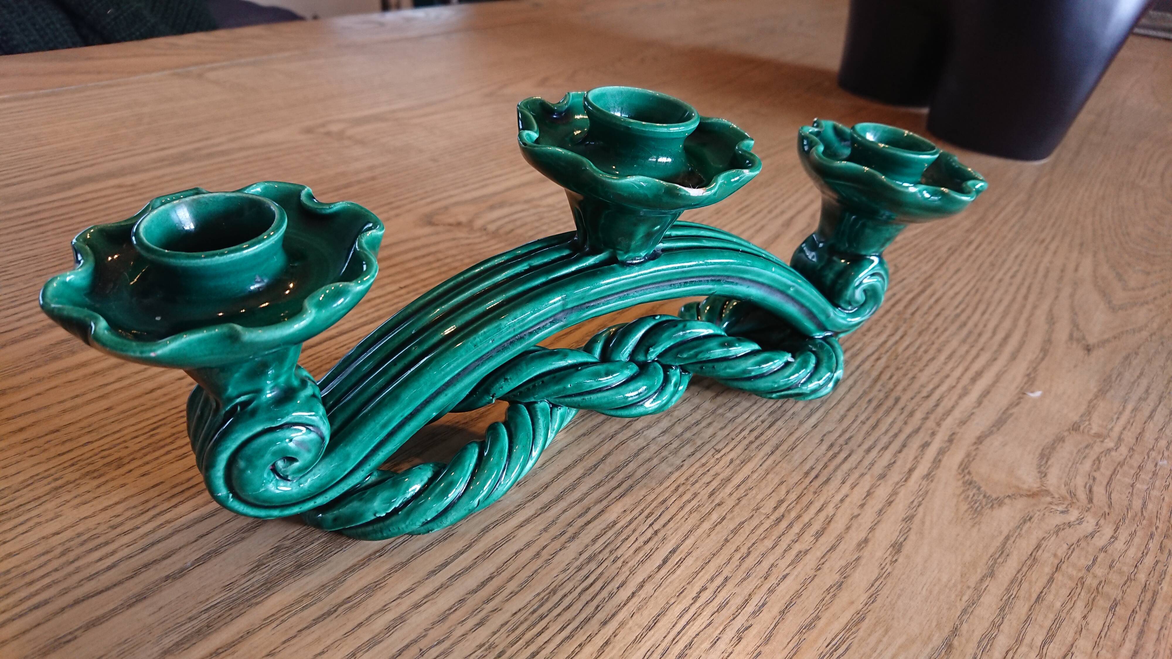 Vallauris 3-light candleholder in green earthenware