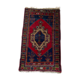 Ancient Berber wool carpet 117x198cm