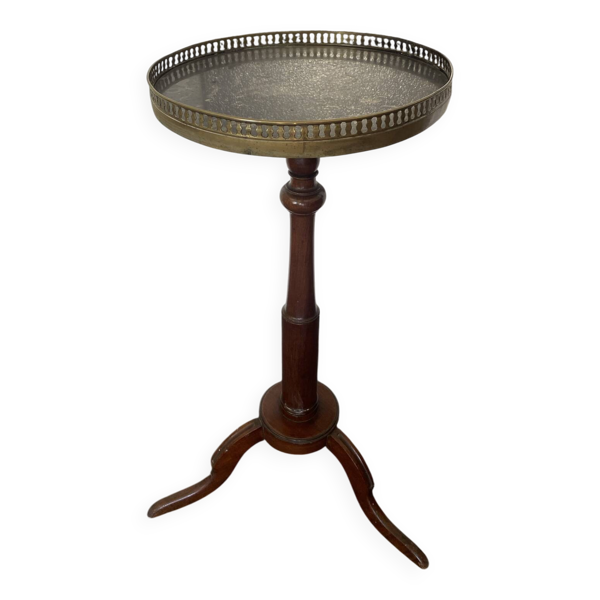 Élégant guéridon rond en bois