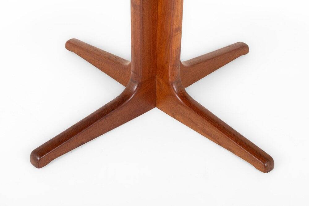 Extendable dining table by Glostrup Møbelfabrik in teak, 1960s