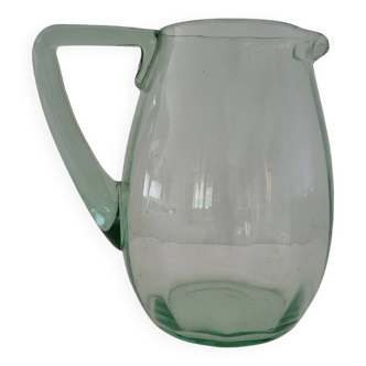 Carafe en verre soufflé