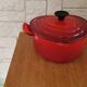 Cocotte Le Creuset . Heart cast iron cherry color.