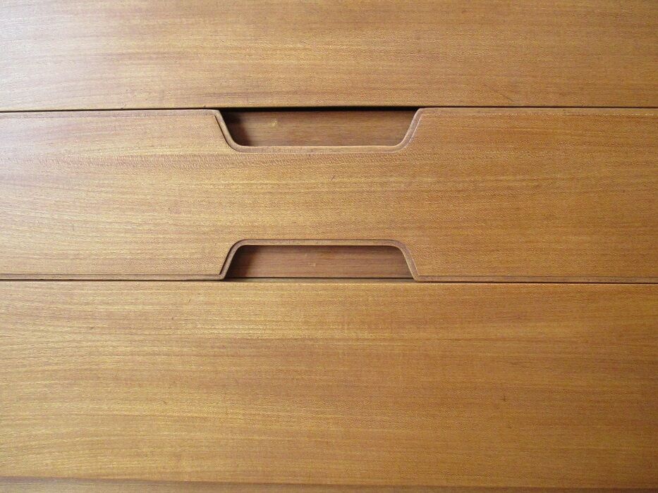 Uniflex clear wood sideboard