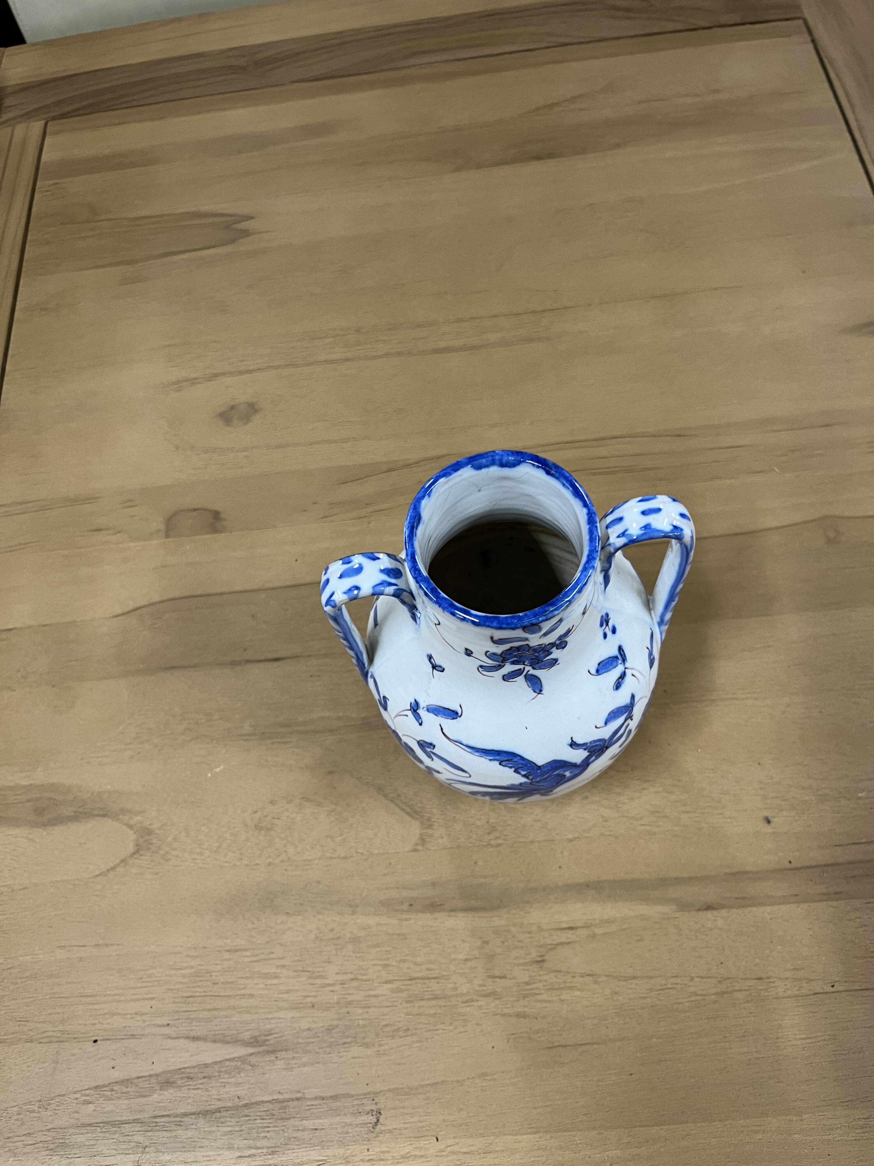 Small blue white asian vase