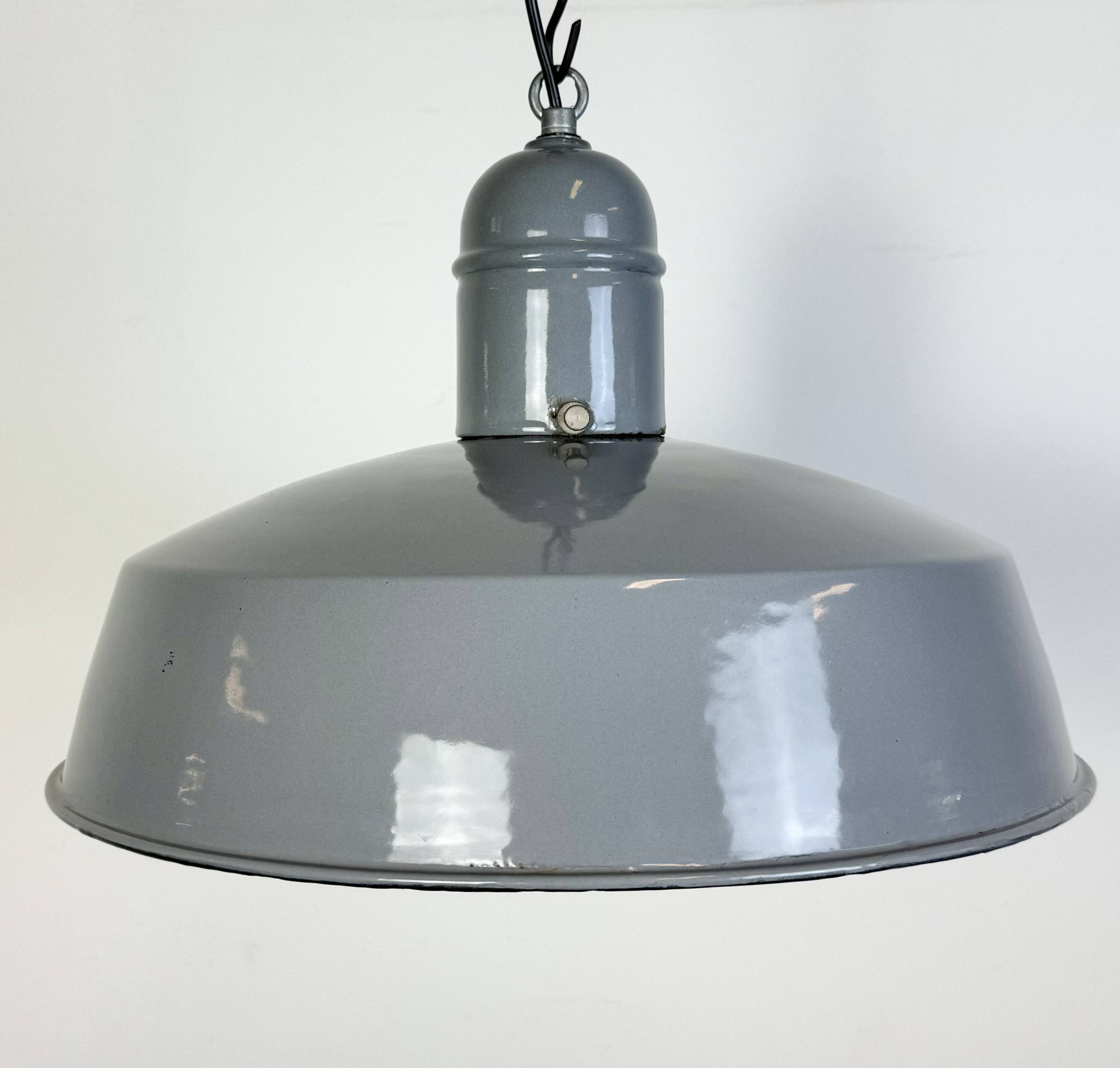 Industrial Grey Enamel Factory Pendant Lamp, 1960s