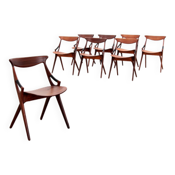 Set of 8 dinning chairs model 71, Arne Hovmand Olsen for Mogens Kold, 1960s