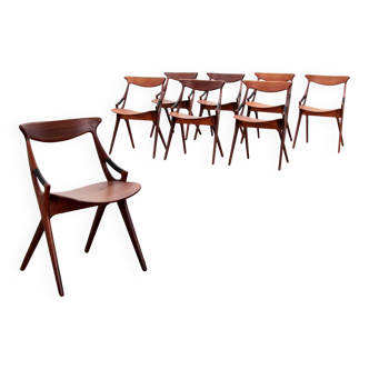 Set of 8 dinning chairs model 71, Arne Hovmand Olsen for Mogens Kold, 1960s