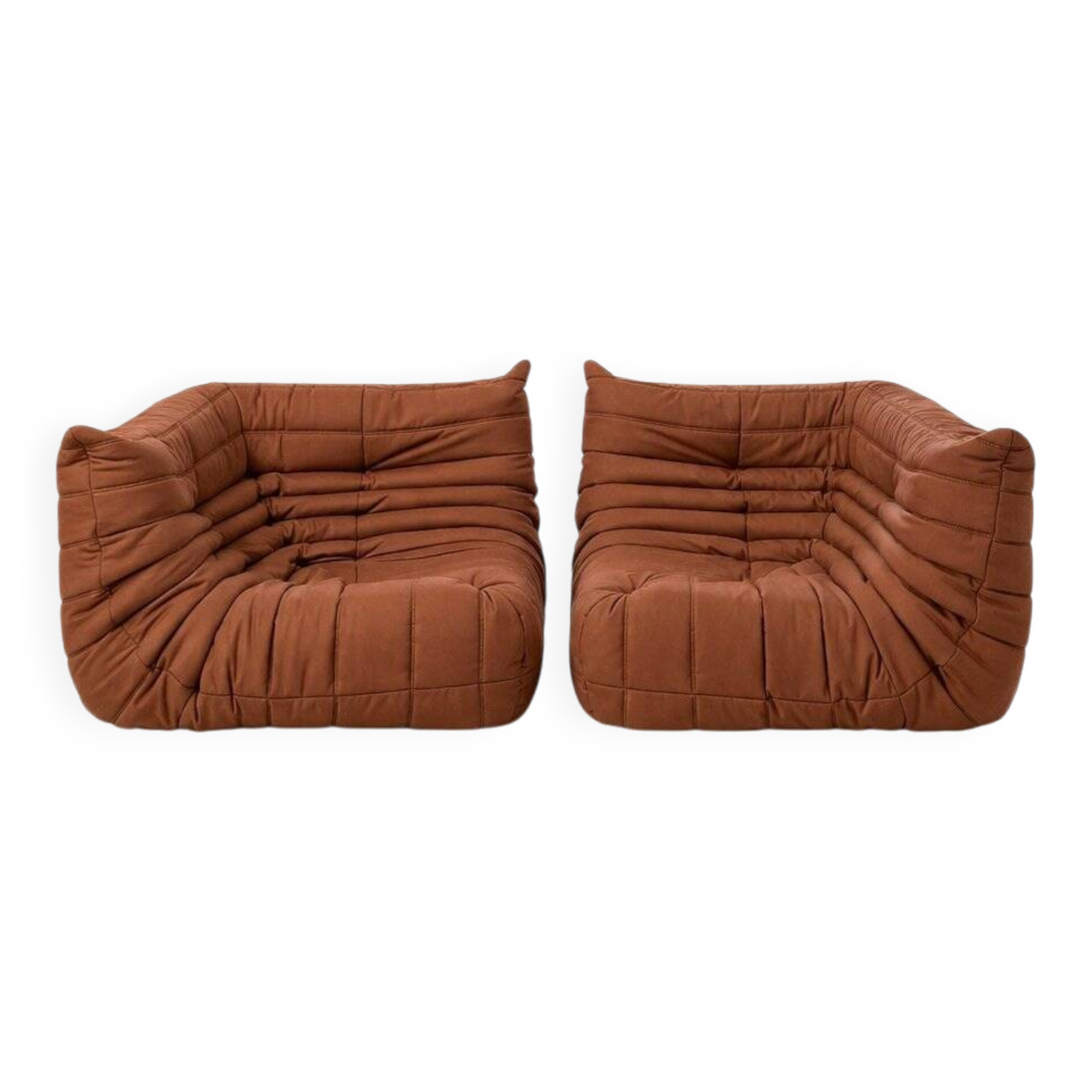 Paire de chauffeuses Togo de Michel Ducaroy, Ligne Roset