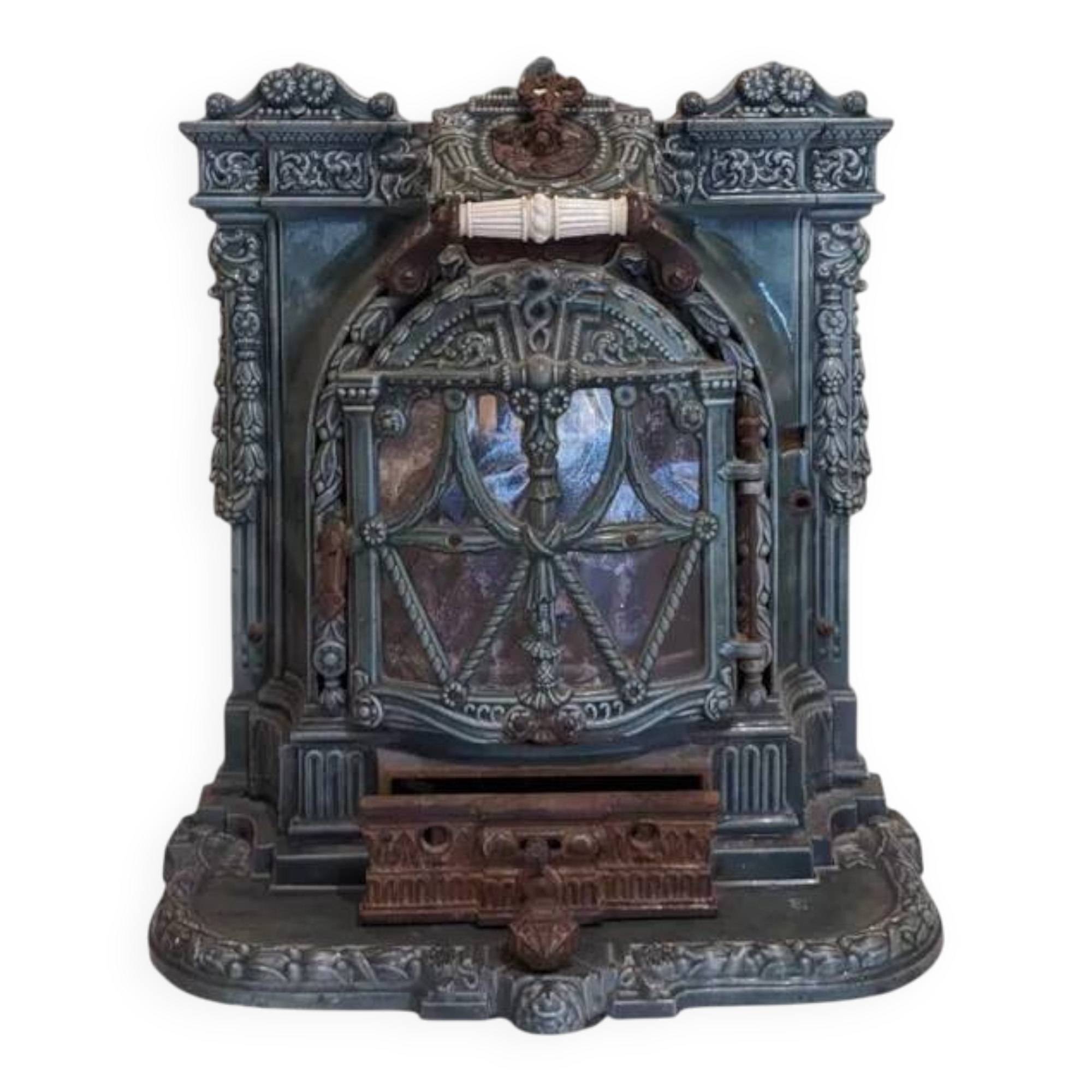 Mobile cast iron stove model "la chatte" designed by the French engineer Edmond Chaboche in 1883.