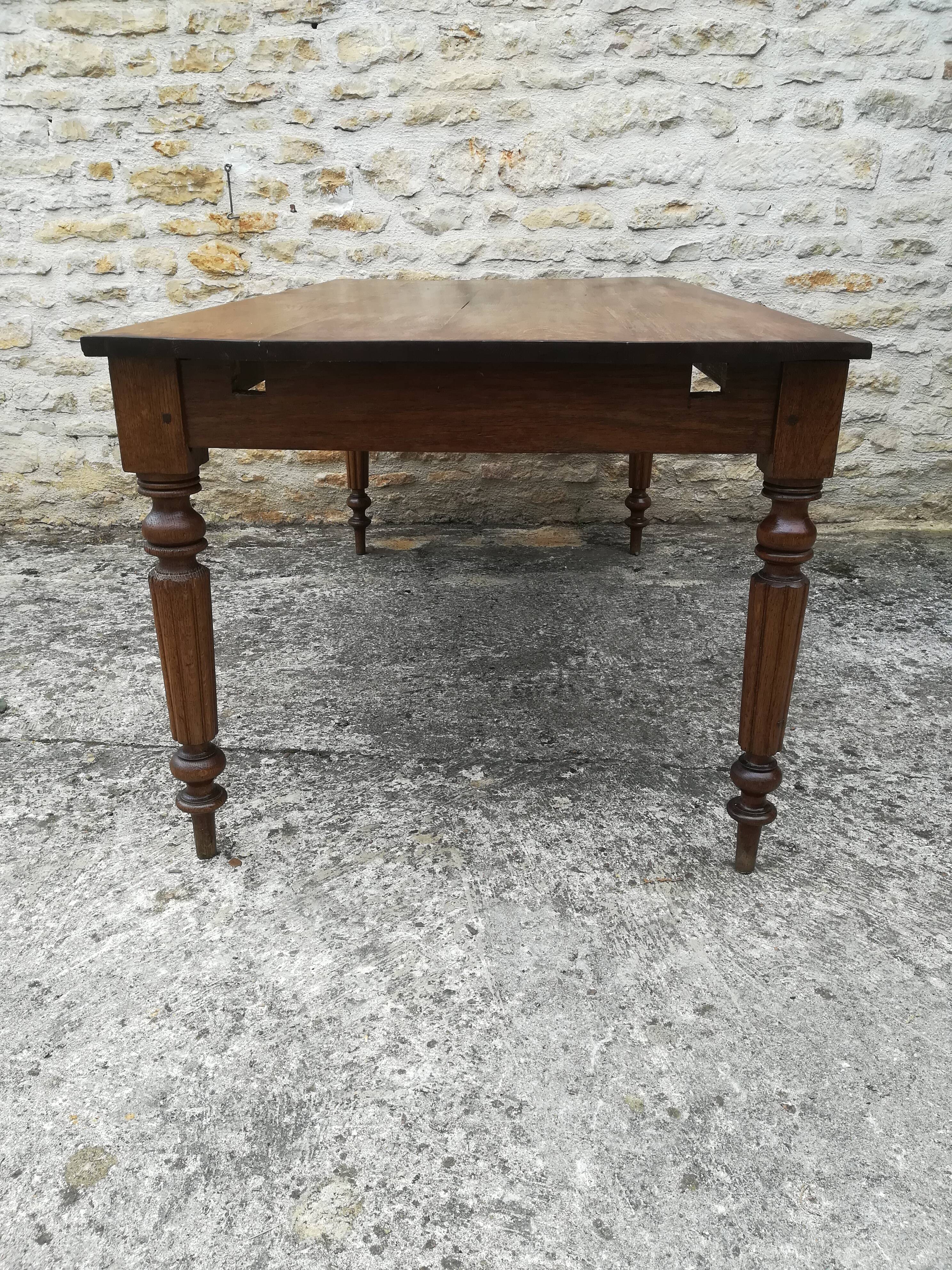 Oak farm table with two extensions