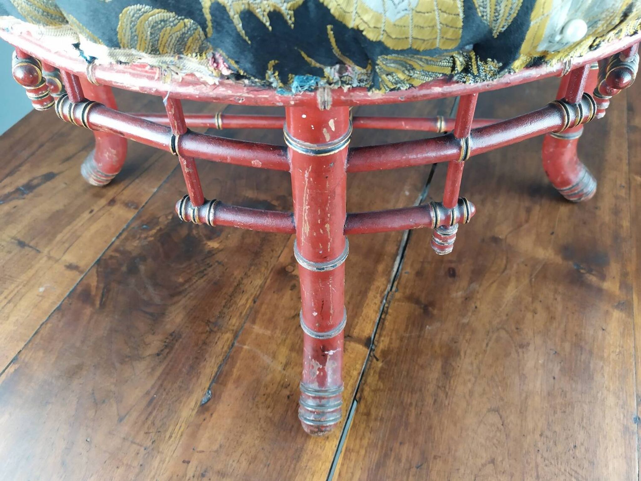Napoleon III bamboo pouf