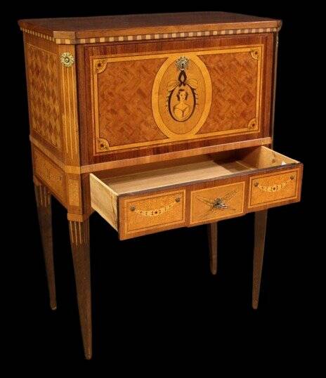 Secrétaire cabinet bargueno style Louis XVI en marqueterie de bois précieux