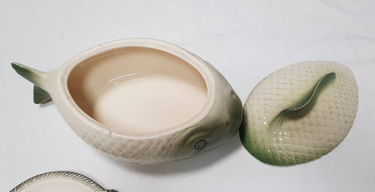 Fish service, Longwy, 14 pieces