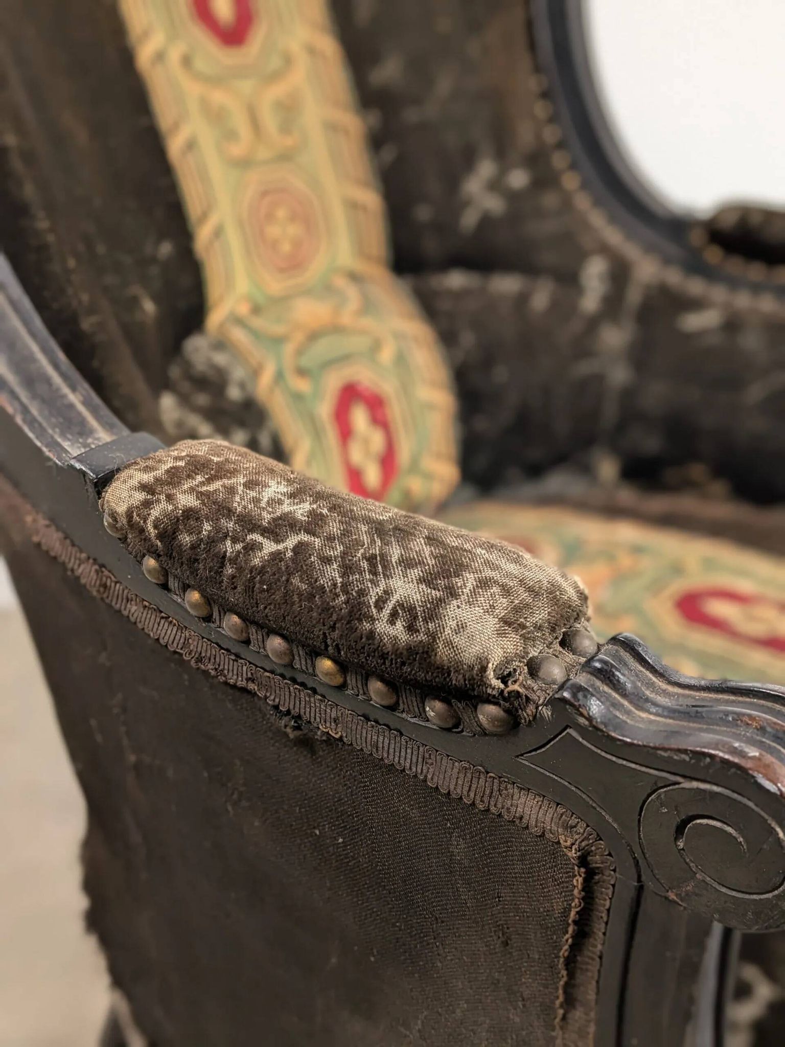 Fauteuil style Louis XVI – 19e siècle