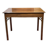 English coffee table in mahogany from the 1930s.