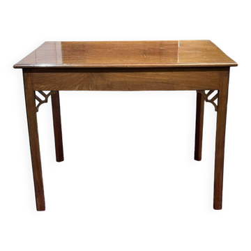 Table basse anglaise en acajou des années 1930