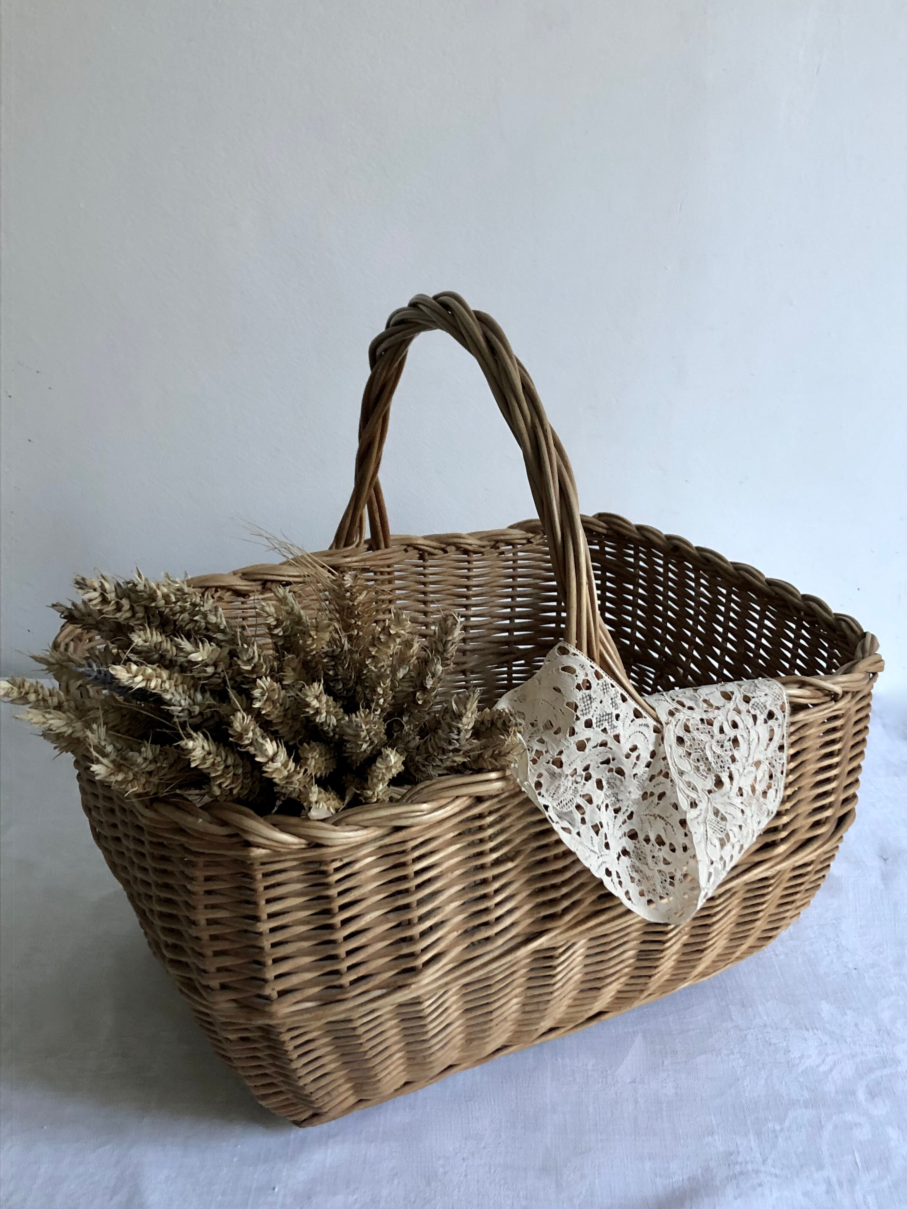Woven wicker basket