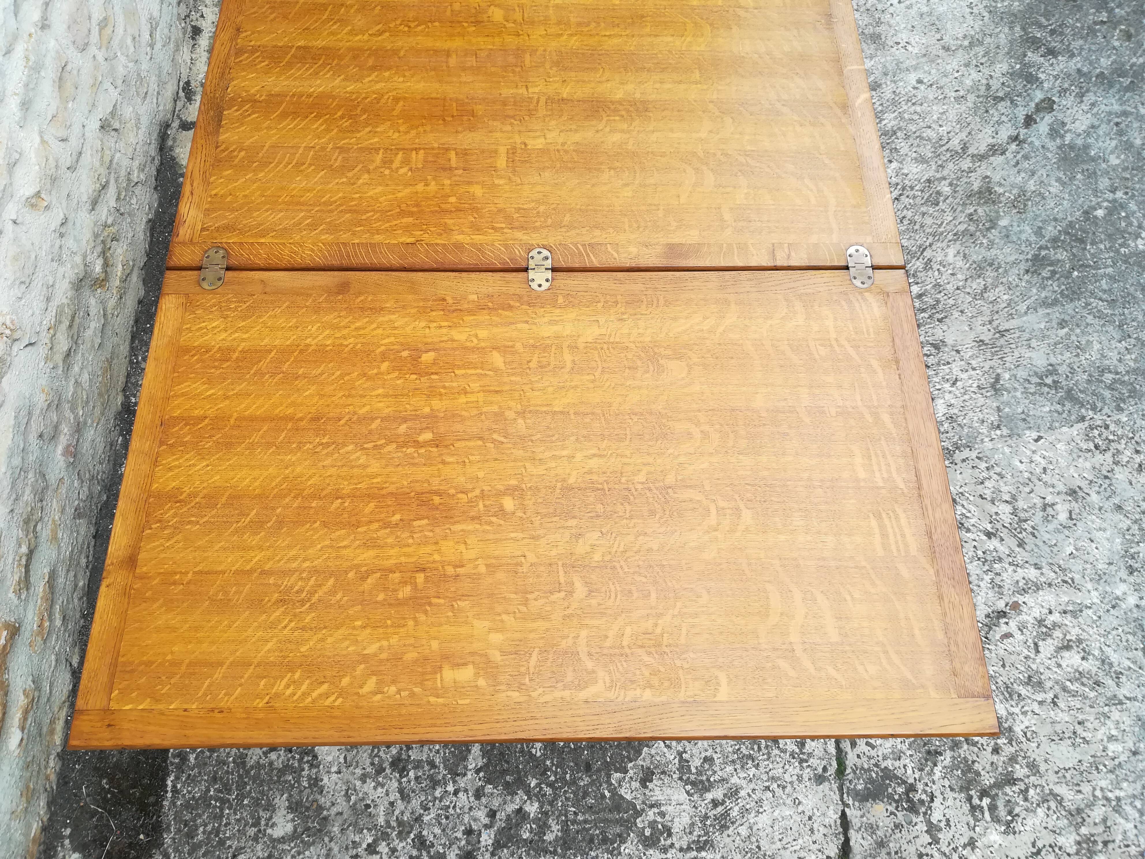 Modular oak coffee table