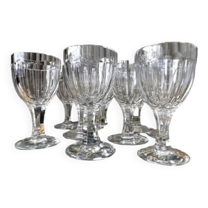 Suite de 9 verres a liqueur