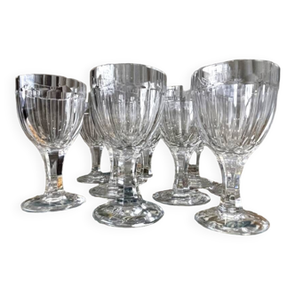 Suite de 9 verres a liqueur en cristal de nancy art de la table