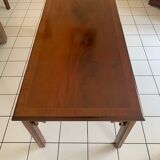 English-style coffee table