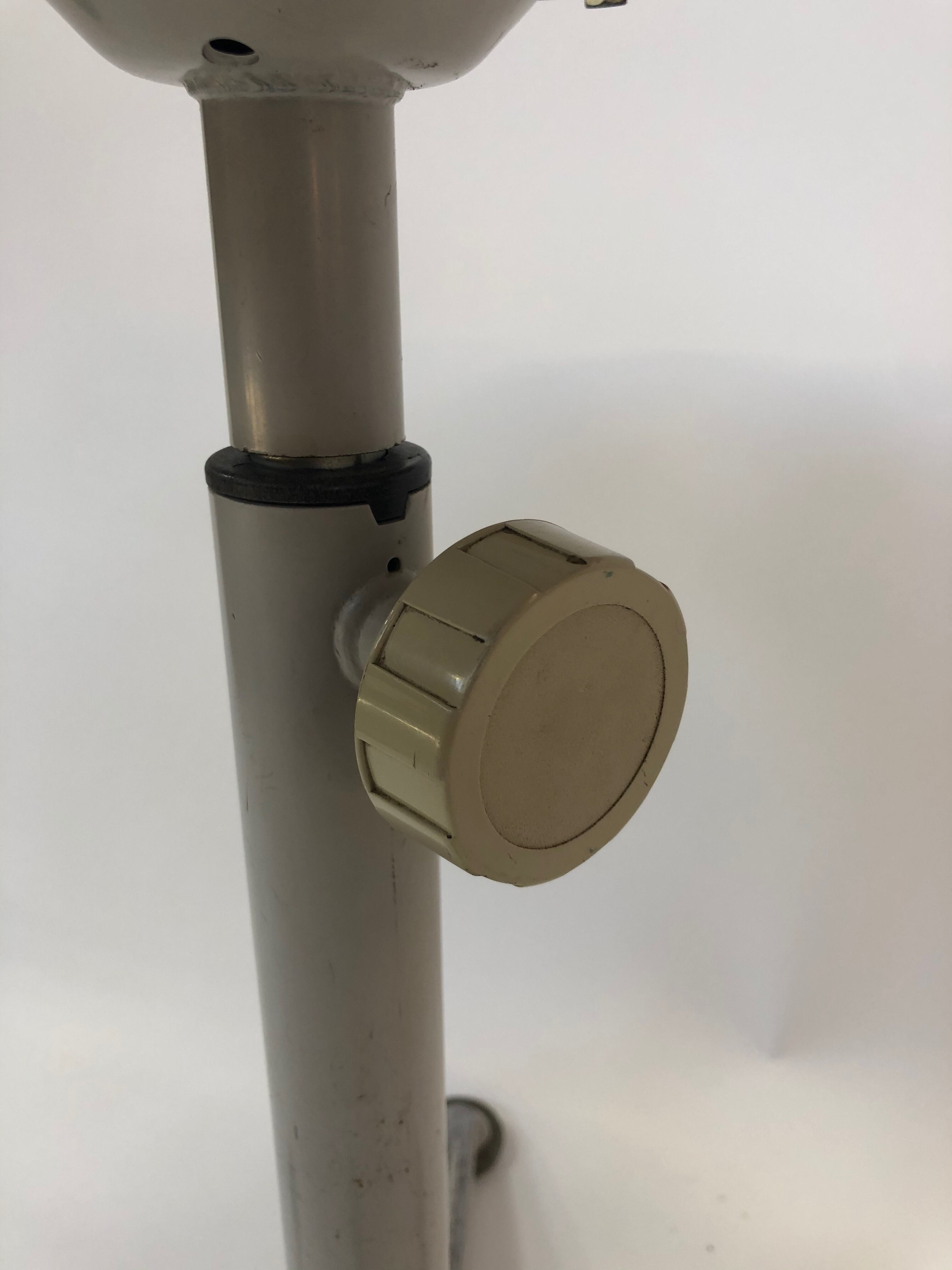 Stool work tabouret by Friso Kramer Ahrend de Cirkel