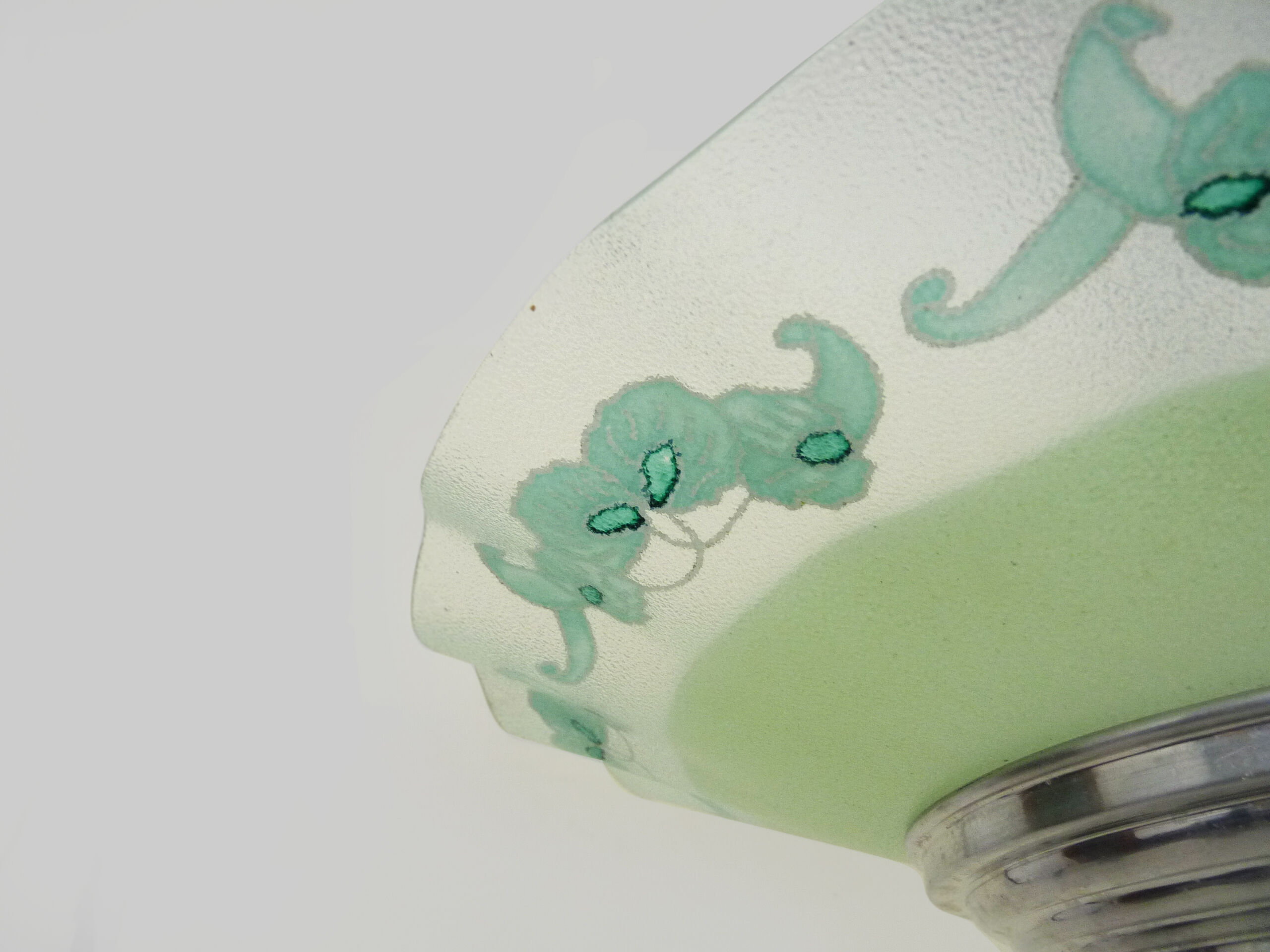 Chandeliers, green glass with floral motifs, art deco ceiling lamp with 1 lights