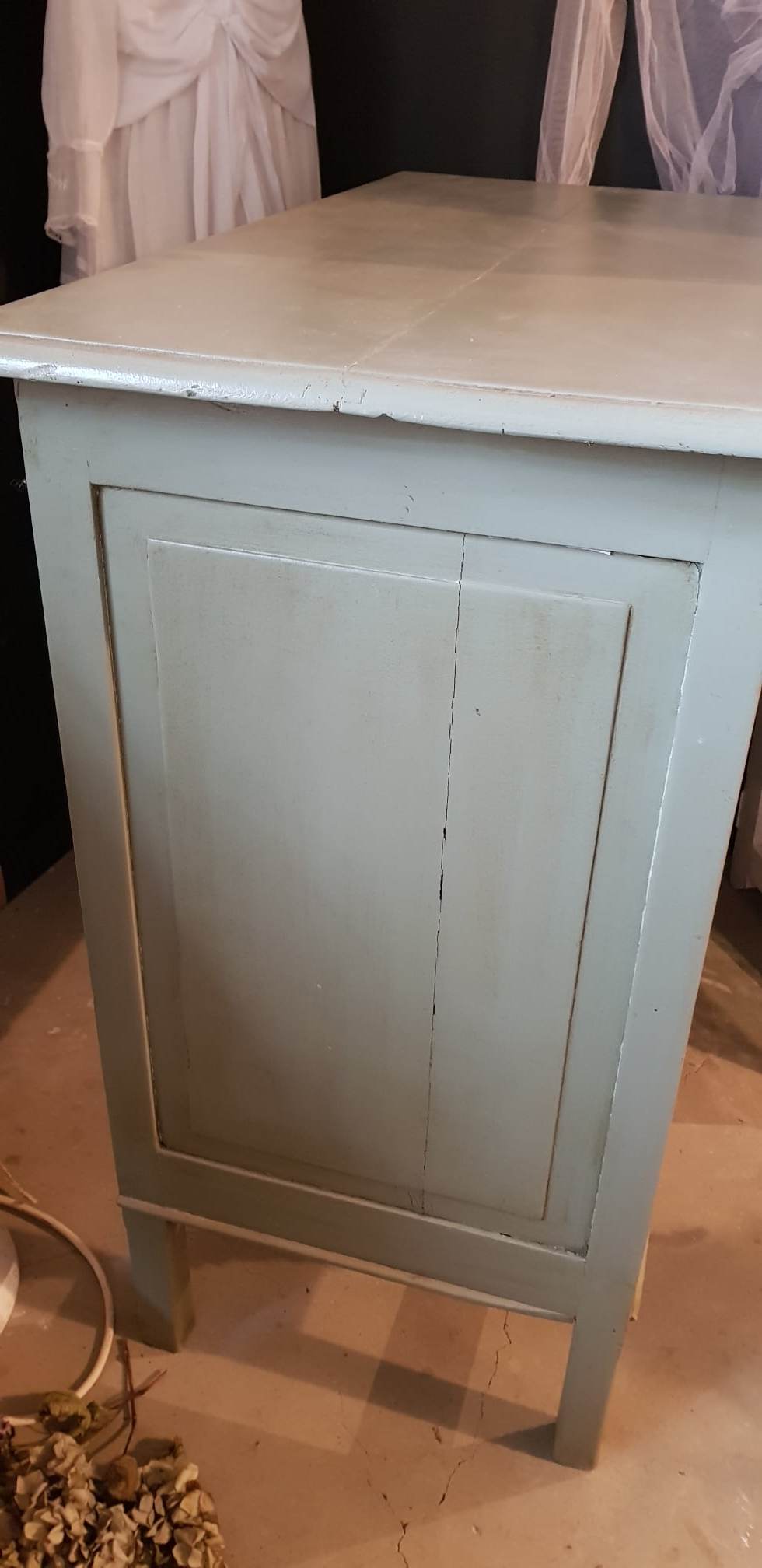 Old hand-painted English chest of drawers loom drawers