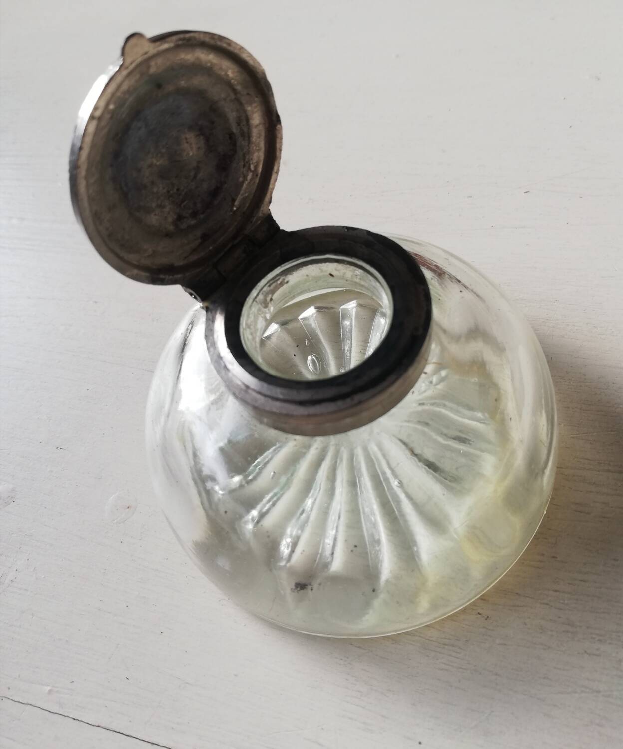 Glass and metal inkwell